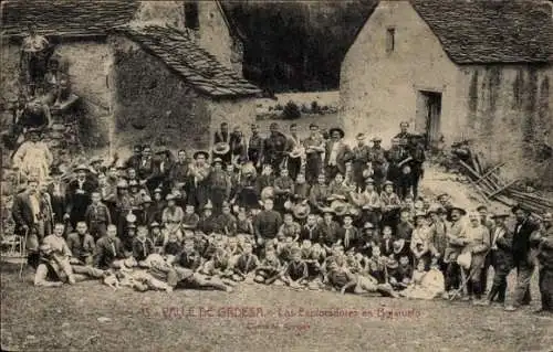 Ak Ordesa Tal Aragonien, Gruppenbild der Einwohner, Wohnhaus