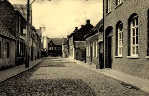 Ak Oostrozebeke Westflandern Belgien, Guido Gezellestraat