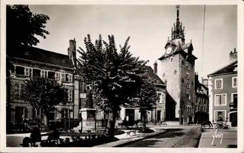 Ak Beaune Côte-d'Or, Place Monge et le Beffroi