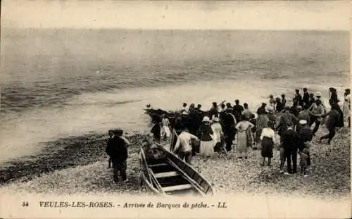 Ak Veules les Roses Seine-Maritime, Arrivee de Barques de peche