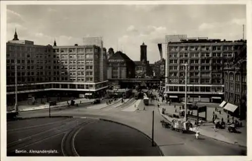 Ak Berlin Mitte, Alexanderplatz, Wertheim, Straßenbahn, Rathaus