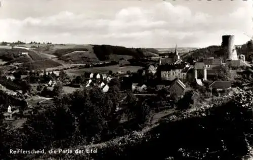 Ak Reifferscheid Hellenthal in der Eifel, Burg Reifferscheid, Panorama