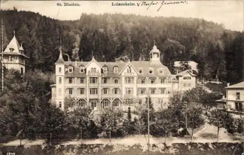 Ak St. Blasien im Südschwarzwald, Straßenpartie mit Blick auf das Luisenheim