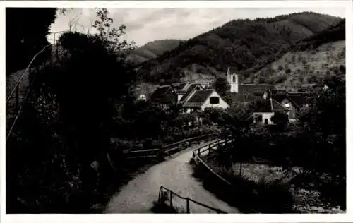 Ak Wolfach im Schwarzwald, Gesamtansicht, Brücke