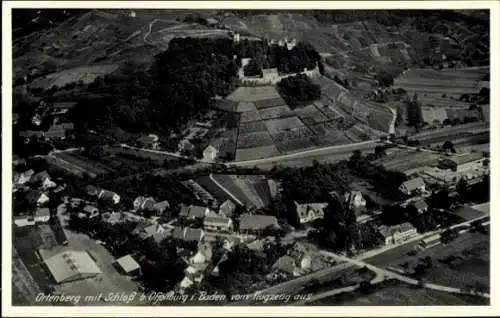 Ak Ortenberg in Baden, Schloss Ortenberg, Fliegeraufnahme