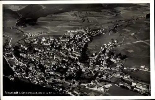 Ak Neustadt im Schwarzwald, Fliegeraufnahme