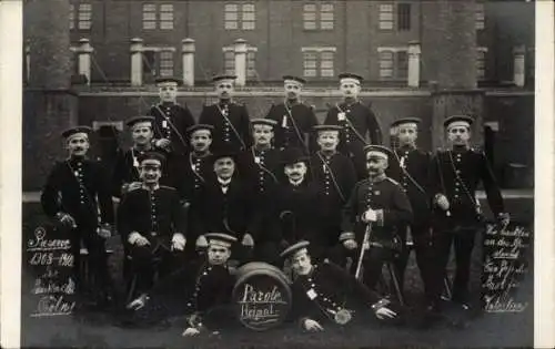 Foto Ak Deutsche Soldaten in Uniformen, Kaiserzeit, Parole-Heimat