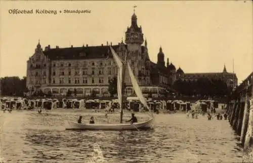 Ak Kołobrzeg Ostseebad Kolberg Pommern, Strand, Ruderboot