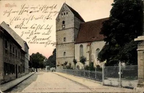 Ak Belgern in Sachsen, Kirche, Straßenpartie