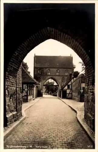 Ak Neubrandenburg in Mecklenburg, Stargarder Tor