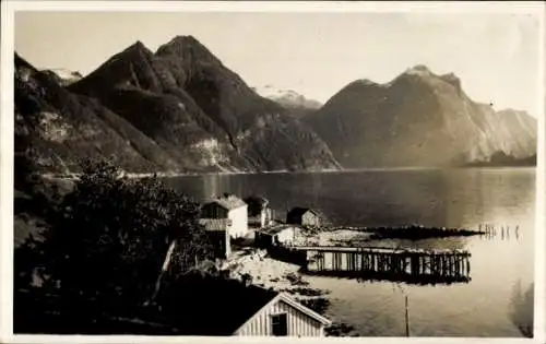 Ak Norwegen, Panorama, Häuser am Wasser