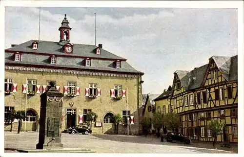 Ak Linz Kreis Neuwied, Partie am Marktplatz, Rathaus aus dem Mittelalter