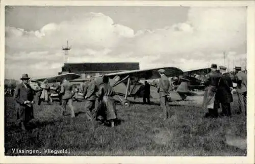 Ak Vlissingen Zeeland Niederlande, Flughafen, Sportflugzeuge