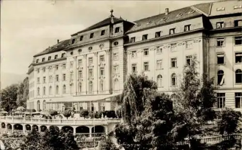 Ak Jáchymov Sankt Joachimsthal Region Karlsbad, Gebäude, Terrasse