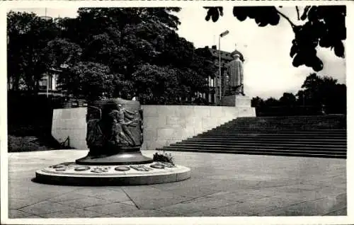 Ak Lüttich Wallonisches Lüttich, Nationaldenkmal des Widerstands