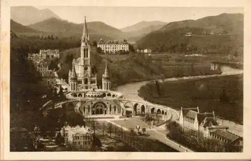 Album mit 20 herausnehmbare Tiefdruckansichten Ak Lourdes 