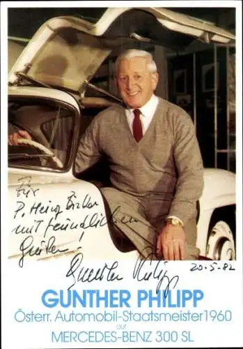 Ak Schauspieler Gunther Philipp, Portrait im Oldtimer, Autogramm, Österr. Automobil-Staatsmeister