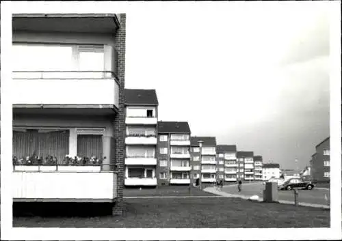 Foto Ak Ahrensburg in Holstein, Straßenpartie, Wohnsiedlung