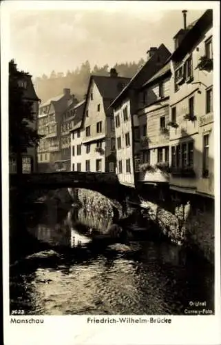 Ak Monschau Montjoie in der Eifel, an der Friedrich Wilhelm Brücke