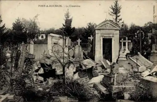 Ak Pont à Mousson Mussenbrück Lothringen Meurthe et Moselle, Friedhof, Trümmer