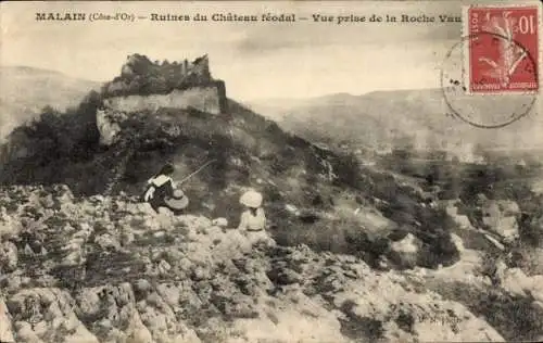 Ak Malain Côte-d'Or, Ruines du Chateau feodal, Vue prise de la Roche Vau