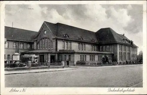 Ak Löhne in Westfalen, Bahnhofsgebäude, Straßenseite