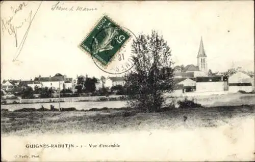 Ak Guignes Rabutin Seine et Marne, Gesamtansicht, Kirche