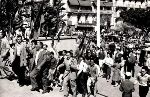 Ak Algier Algerier, Aufstieg zum Forum, 13. Mai 1958, Algier-Putsch, Staatsstreich