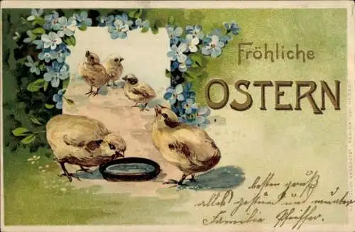 Präge Ak Glückwunsch Ostern, Küken trinken Wasser, Blumen