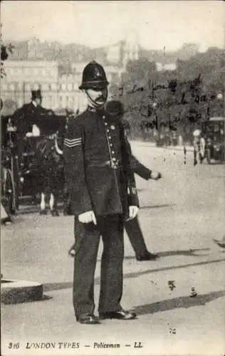 Ak London Typen, Polizist