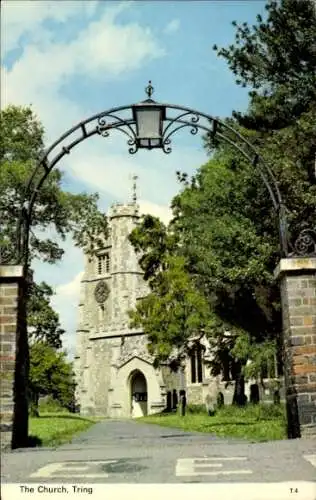 Ak Tring Hertfordshire England, Kirche