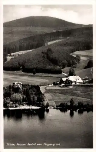 Ak Titisee Neustadt im Breisgau Hochschwarzwald, Fliegeraufnahme, Pension Seehof