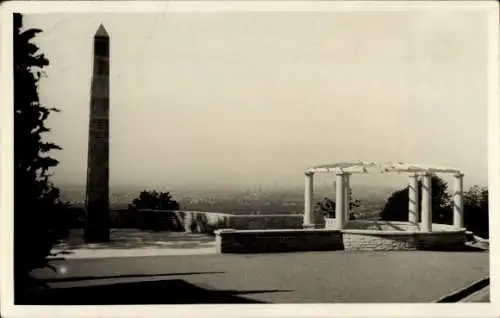 Foto Ak Dresden Weißer Hirsch, Blomberg-Blick, Denkmal