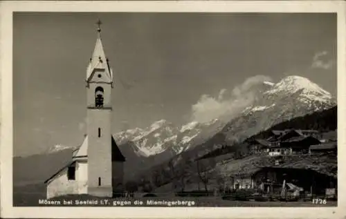 Ak Mösern Telfs in Tirol, Kirche, Miemingerberge