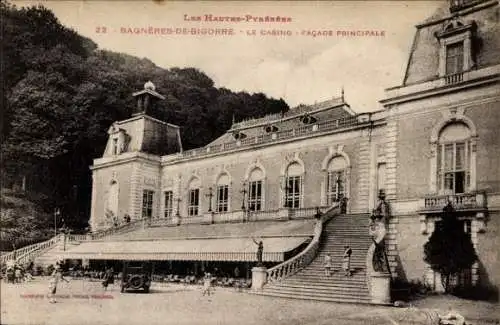 Ak Bagnères de Bigorre Hautes Pyrénées, Le Casino, Hauptfassade