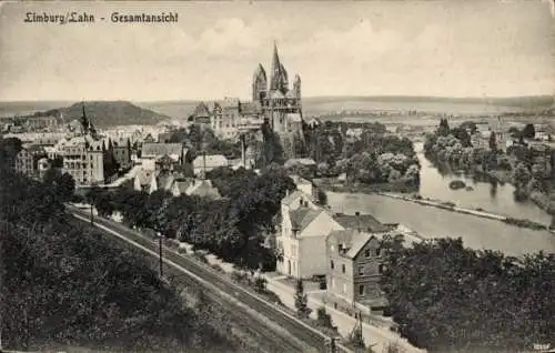 Ak Limburg an der Lahn, Blick auf die Stadt mit Limburger Dom