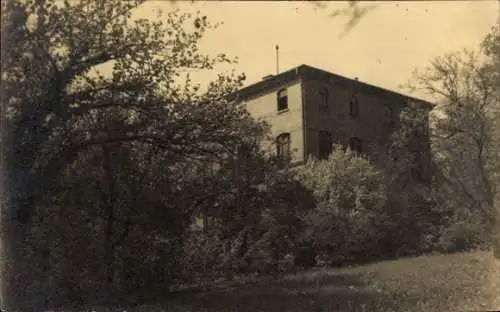 Foto Ak Jena in Thüringen, Gebäude vom Park aus gesehen