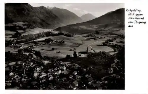 Ak Ruhpolding in Oberbayern, Fliegeraufnahme, Hörndlwand