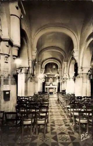 Ak Villennes sur Seine Yvelines, Eglise interieure, XI siecle