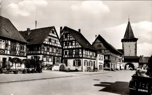 Ak Gengenbach im Schwarzwald, Fachwerkhäuser, oberes Tor