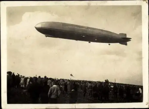 Foto Ak Luftschiff, Zeppelin LZ-127