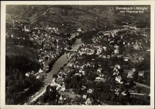 Ak Gernsbach im Murgtal Schwarzwald, Fliegeraufnahme