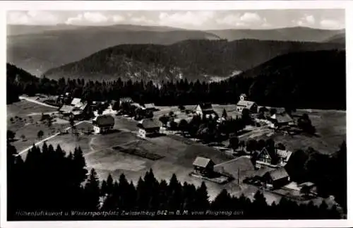 Ak Zwieselberg Alpirsbach im Schwarzwald, Fliegeraufnahme, Gasthof Pension Auerhahn