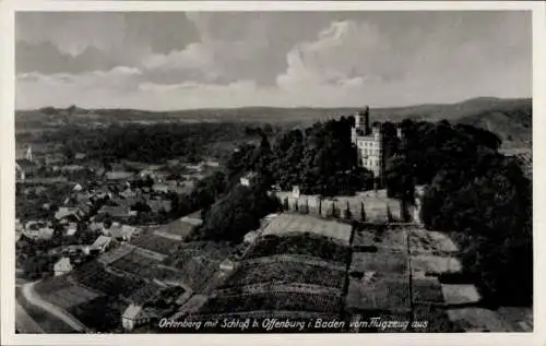 Ak Ortenberg in Baden, Fliegeraufnahme, Schloss