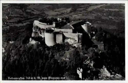 Ak Neuffen in Württemberg, Burg Hohenneuffen, Fliegeraufnahme