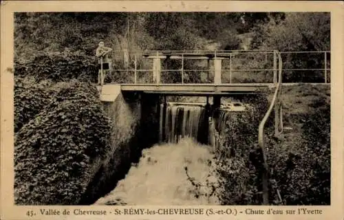 Ak Saint Rémy lès Chevreuse Yvelines, Wasserfall auf der Yvette