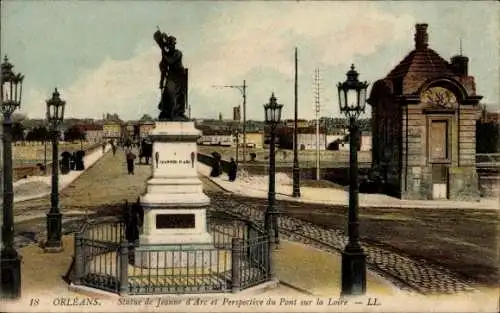 Ak Orléans Loiret, Statue de Jeanne d'Arc, Perspective du Pont sur la Loire