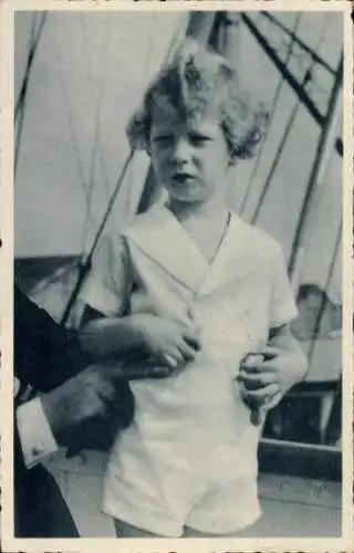 Ak Prinz Albert von Belgien, Kinderportrait an Bord des Schiffes Belgia