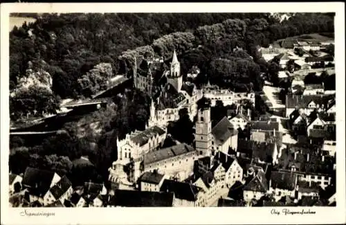 Ak Sigmaringen an der Donau, Fliegeraufnahme, Kirche, Burg, Brücke