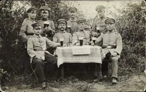 Foto Ak Naumburg an der Saale, Gruppenbild, Soldaten